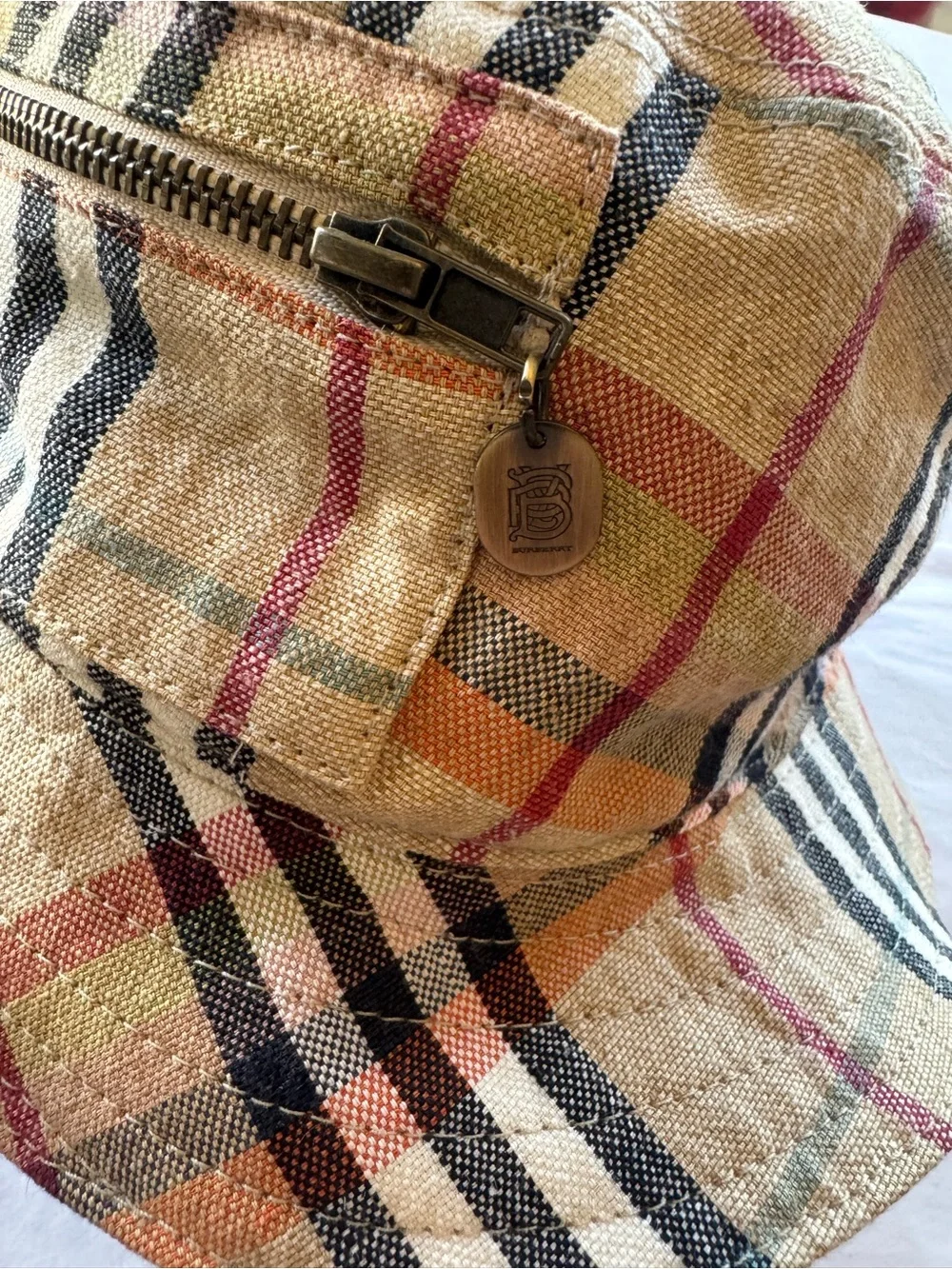 N/A authentic burberry